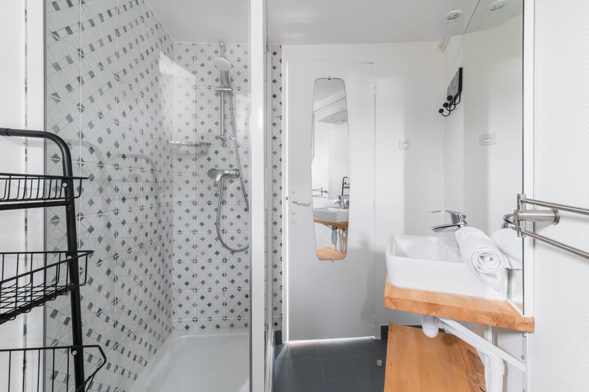 Agreable Studio Coeur De Paris - Paris 6 - 2P - Flat-Guest Eksteriør billede
